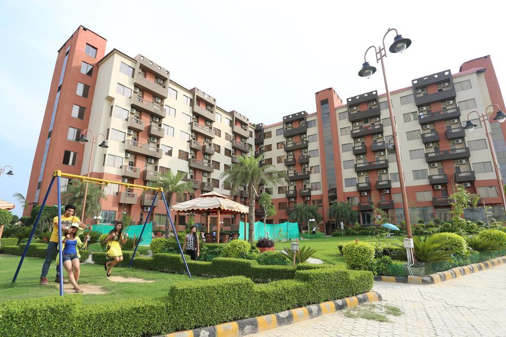 Resortharekrishnaorchid Vrindávan Kültér fotó